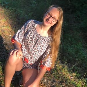 Meet your Posher, Chloe